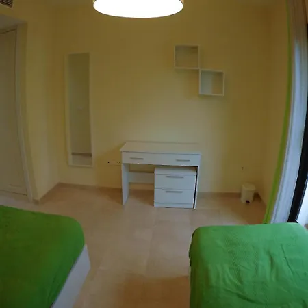 Urb. Village Apartment *