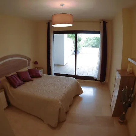 Urb. Village Apartment Alcaidesa